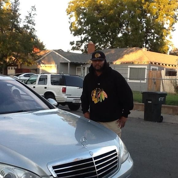 Meet your Posher, Malik - Picture 1 of 1